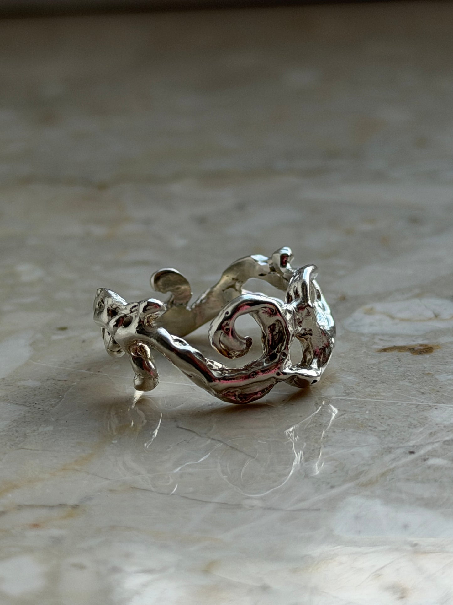 Vine ring