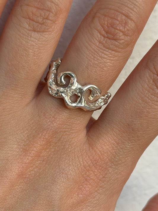 Vine ring