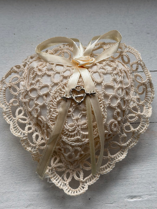 Small heart necklace